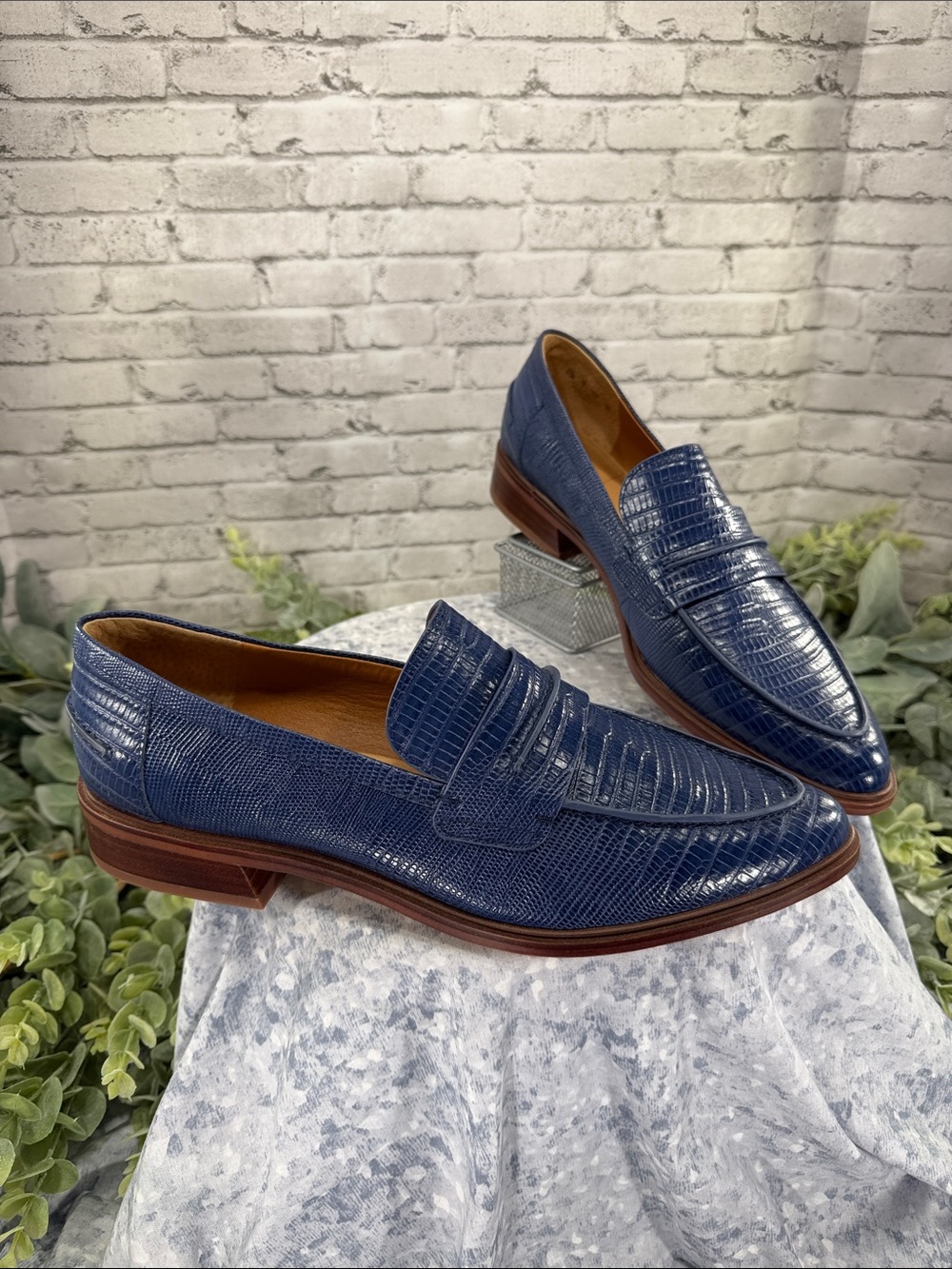 FRANCO SARTO “Irena” Navy Blue Leather Pointed Toe Dress Loafers WMS 11M 💙 NWT